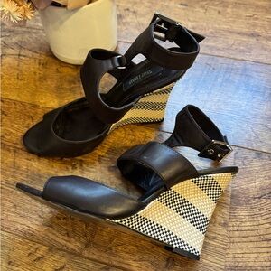 White House Black Market Leather Ankle Strap Open Toe Sandals Size 10